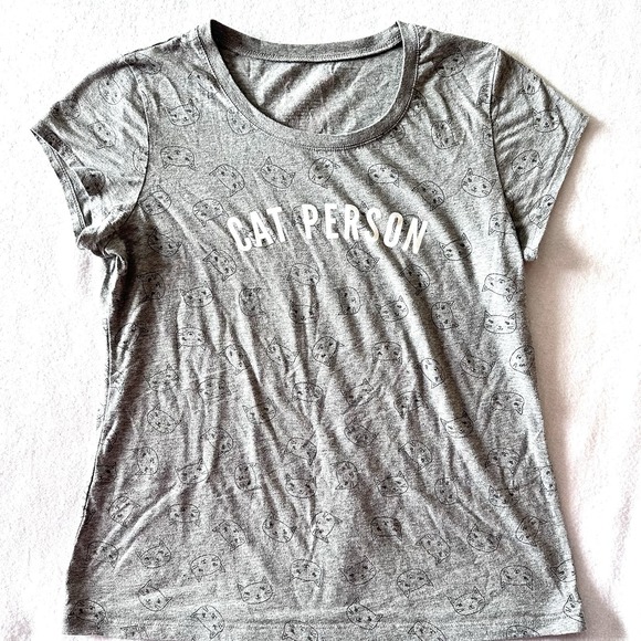 Wound Up Tops - Wound Up XL Cat Person T-shirt‎ Gray Cat Heads Faces